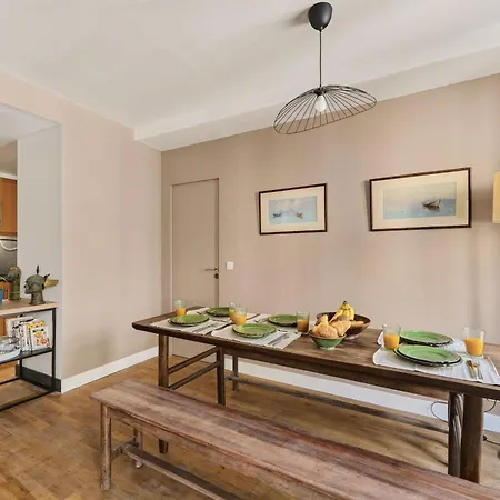 Grand & Spacious 3br For 8 In 10th Apartmán *